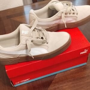 Puma SoftFoam Beige and White Sneakers
